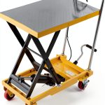 500 Lbs Hydraulic Lift Table Cart, 28.5" Lifting Height, Manual Single Scissor Lift Table with 4 Wheels and Non-Slip Pad, Hydraulic Scissor Cart for Material Handling-0